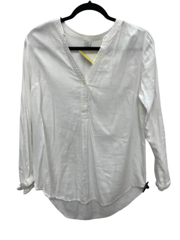 Top Long Sleeve By Old Navy In White, Size: M Beach